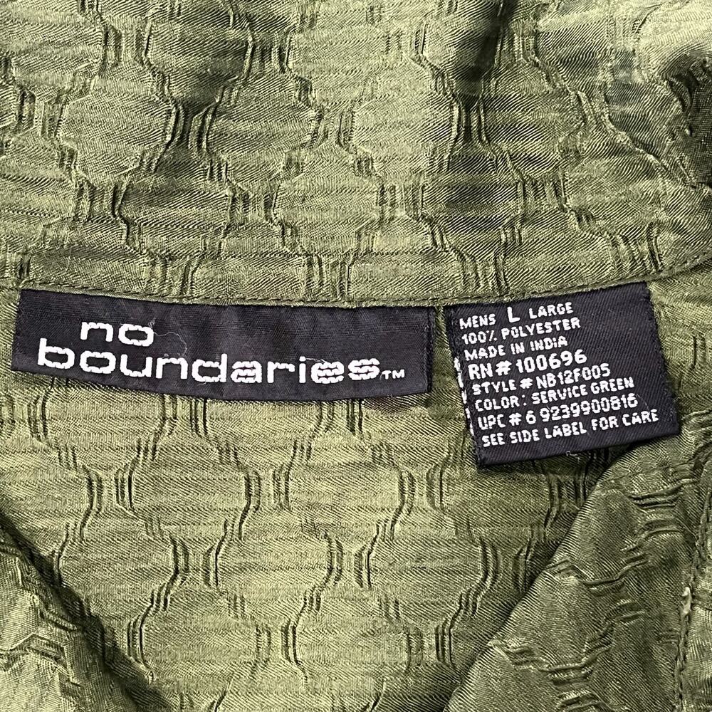 No Boundaries Short Sleeve Button Up - image 8